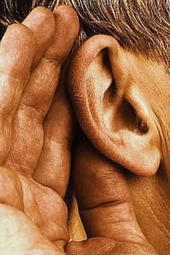 Cuidados adiam a perda de audição na terceira idade